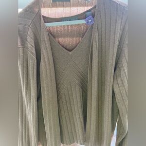 Kate Hill beige gold glitter look Textured Garment… Sweater set